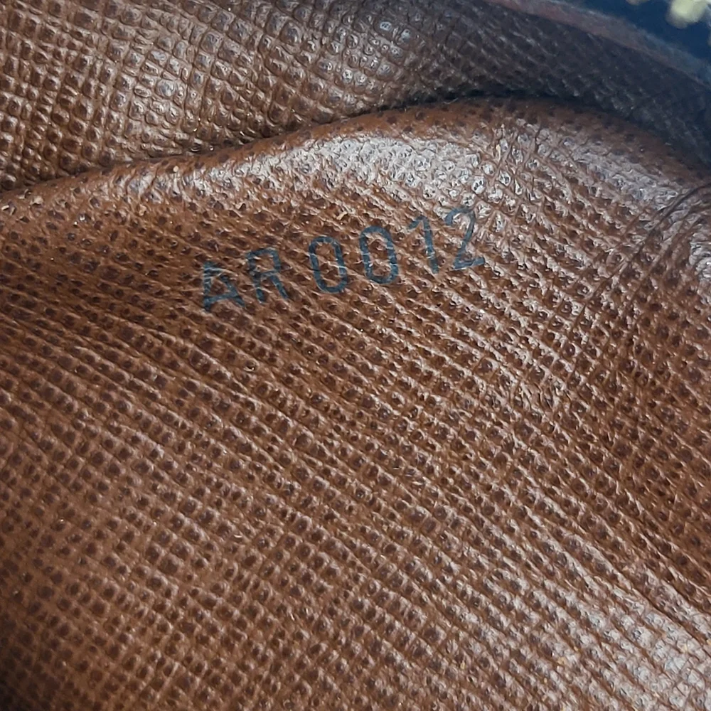 Louis Vuitton Monogram Danube Crossbody Shoulder Bag, Authentic.. - Picture 11 of 14